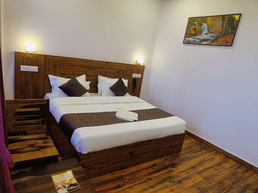 Hotel Kasauli View Cafe Restaurant Open Terrace Mountain View Екстериор снимка